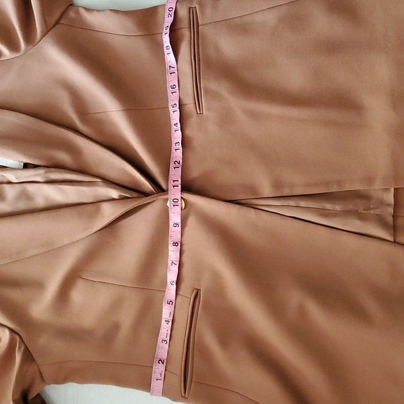 Elie. By Elie Tahari Women's Tan Blazer sz 14 - Picture 12 of 14